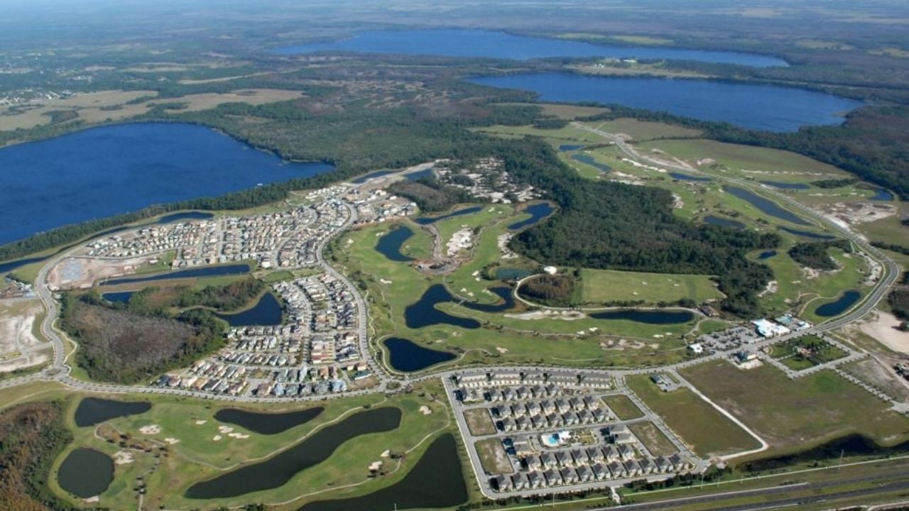 You Won't Believe This Florida City Pays You to Live There
