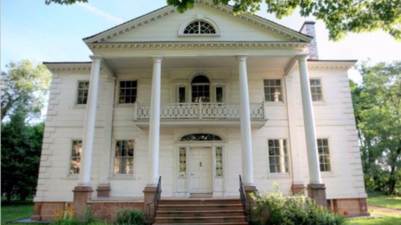 This Location Is Named As The Most Haunted Place In New York